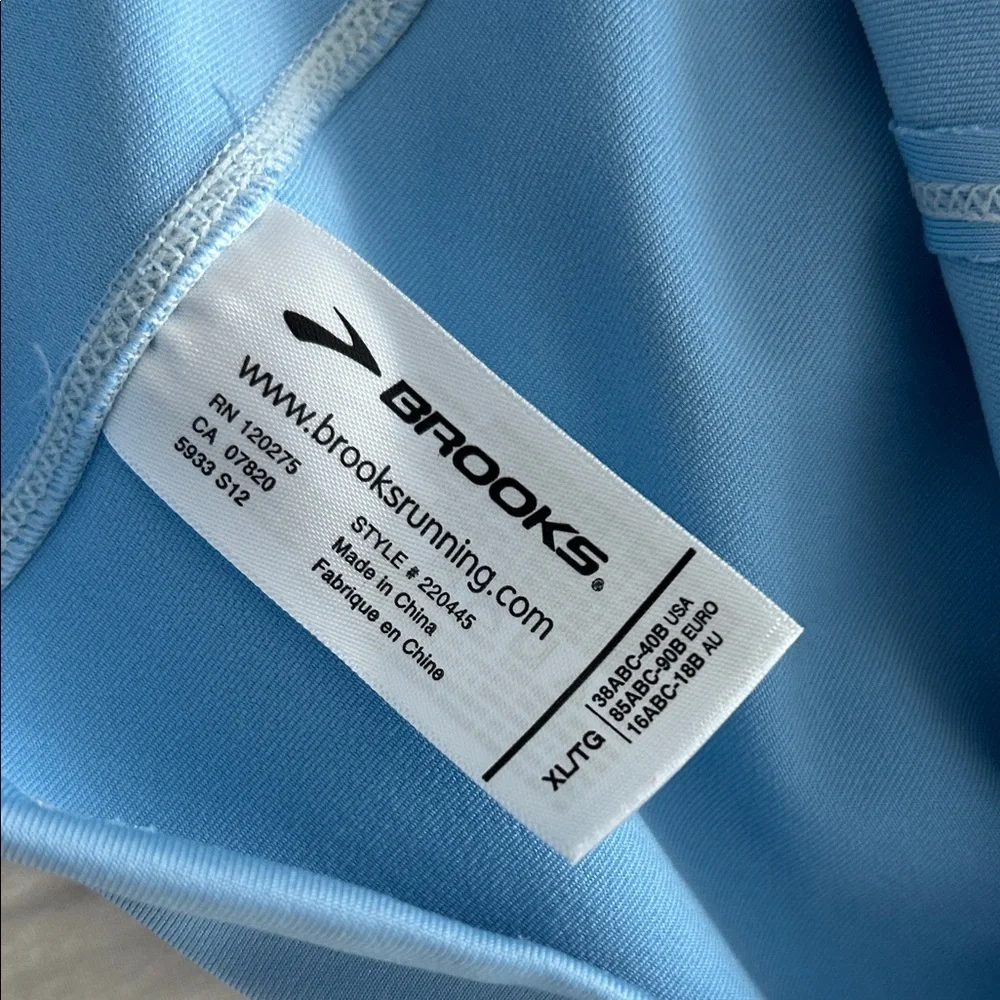 Brooks Running Racerback Tank Top - Picture 5 of 6
